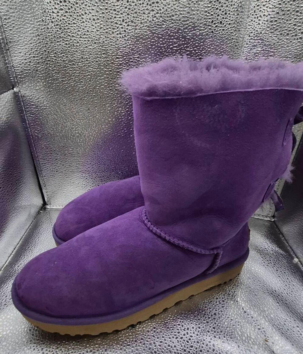 UGG - Picture 11 of 14